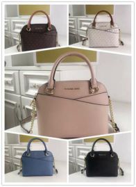 Picture of Michael Kors Lady Handbags _SKUfw118980609fw